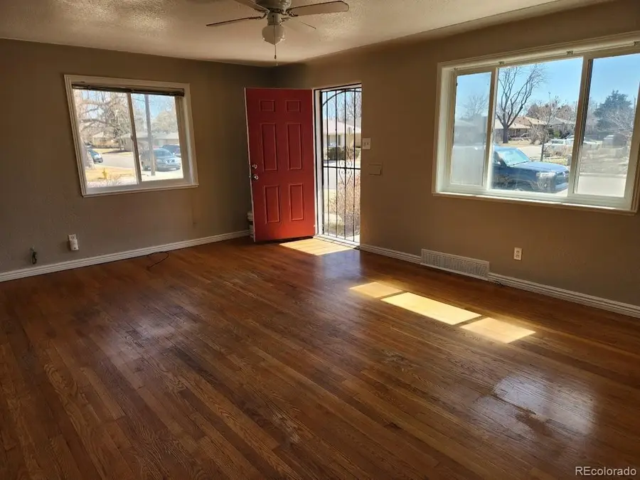 5455 E 36th Ave, Denver, CO 80207 - #3