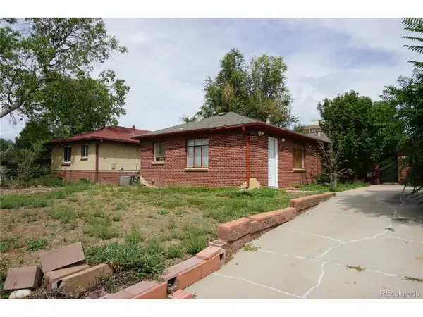 5209 E Thrill Pl, Denver, CO 80207