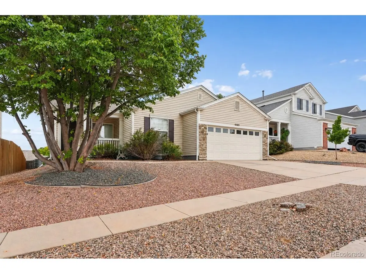 6585 Sonny Blue Dr, Colorado Springs, CO 80923 - #1