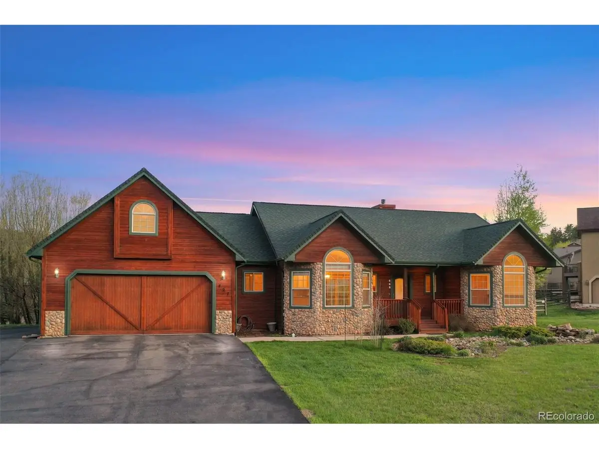 427 Gray Horse Cir, Woodland Park, CO 80863 - Image #1