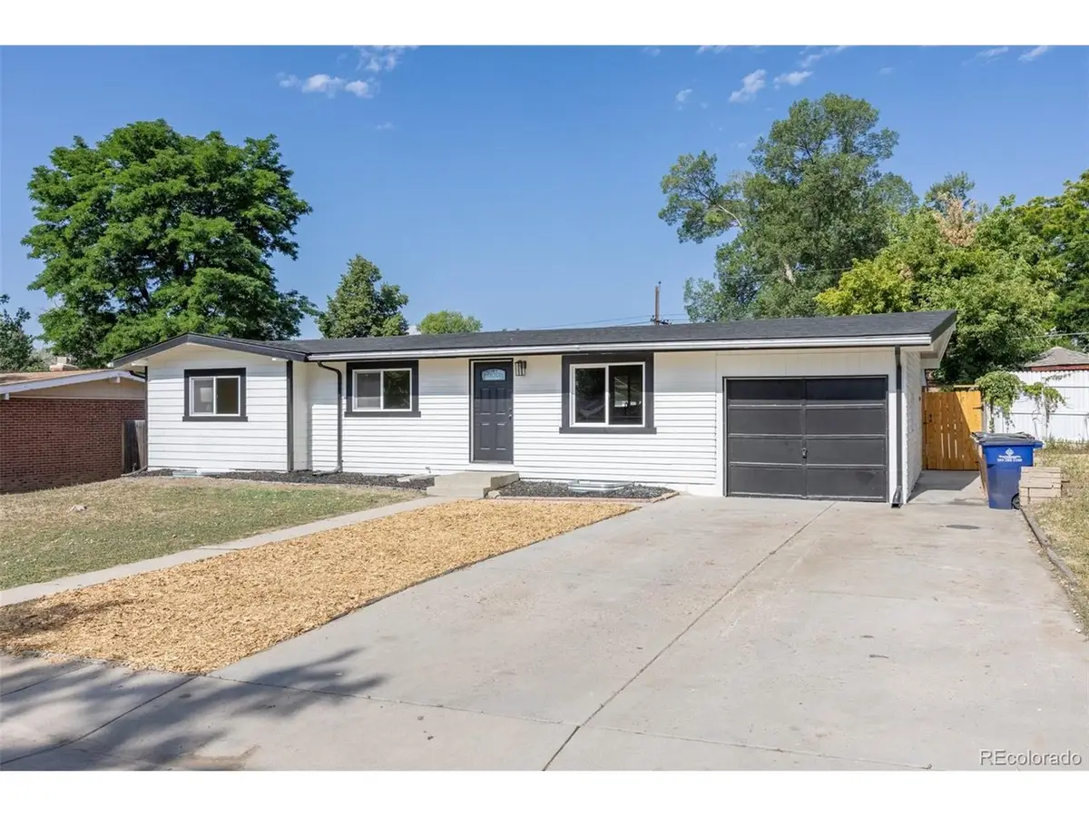 7819 Applewood Ln, Denver, CO 80221 - #1