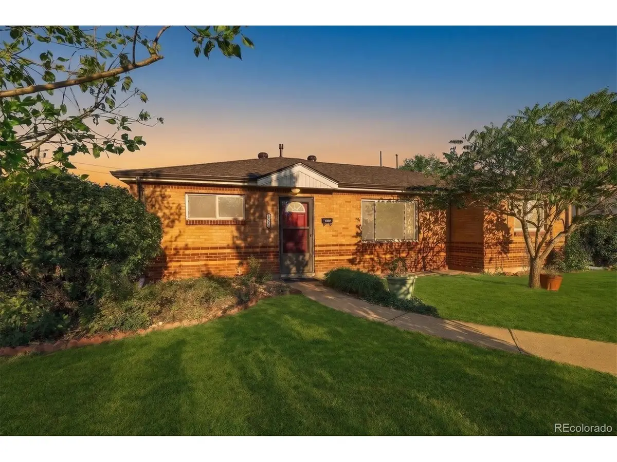 1631 Carrol Ct, Thornton, CO 80229 - #1