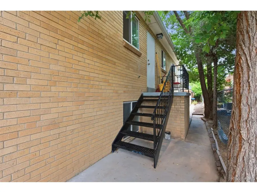 1164 Dallas St, Aurora, CO 80010 - #3