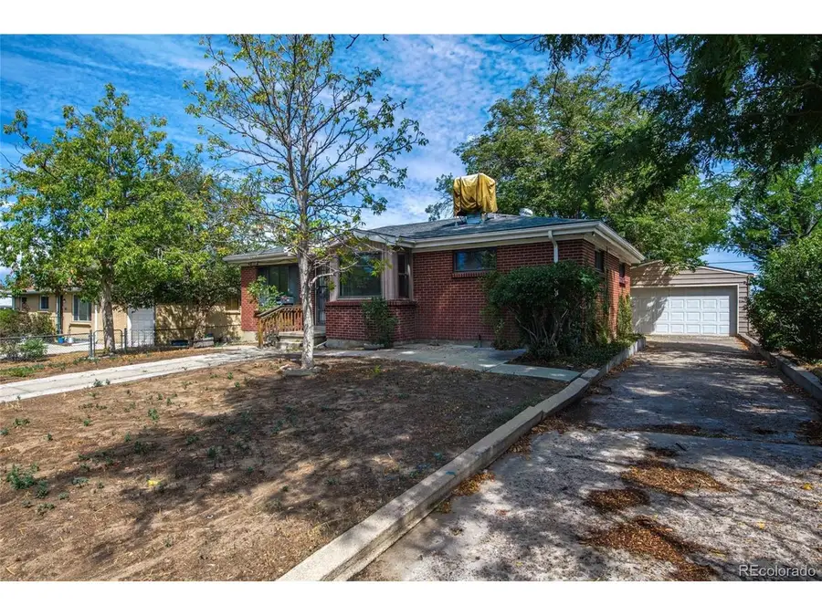 14205 E 25th Pl, Aurora, CO 80011 - #2