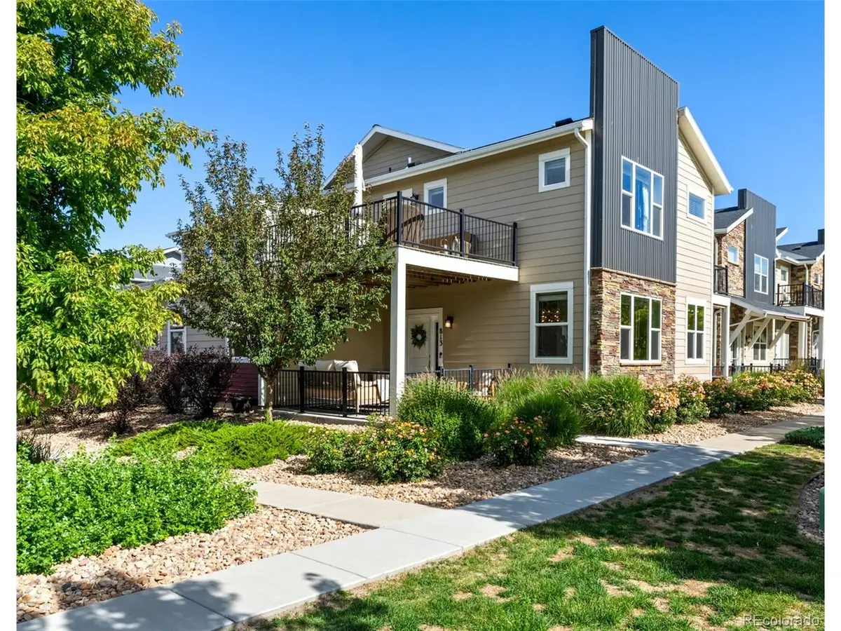 813 Grandview Mdws Dr, Longmont, CO 80503 - #1