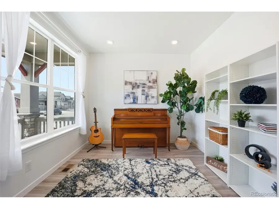 875 Snowberry Ave, Elizabeth, CO 80107 - #3