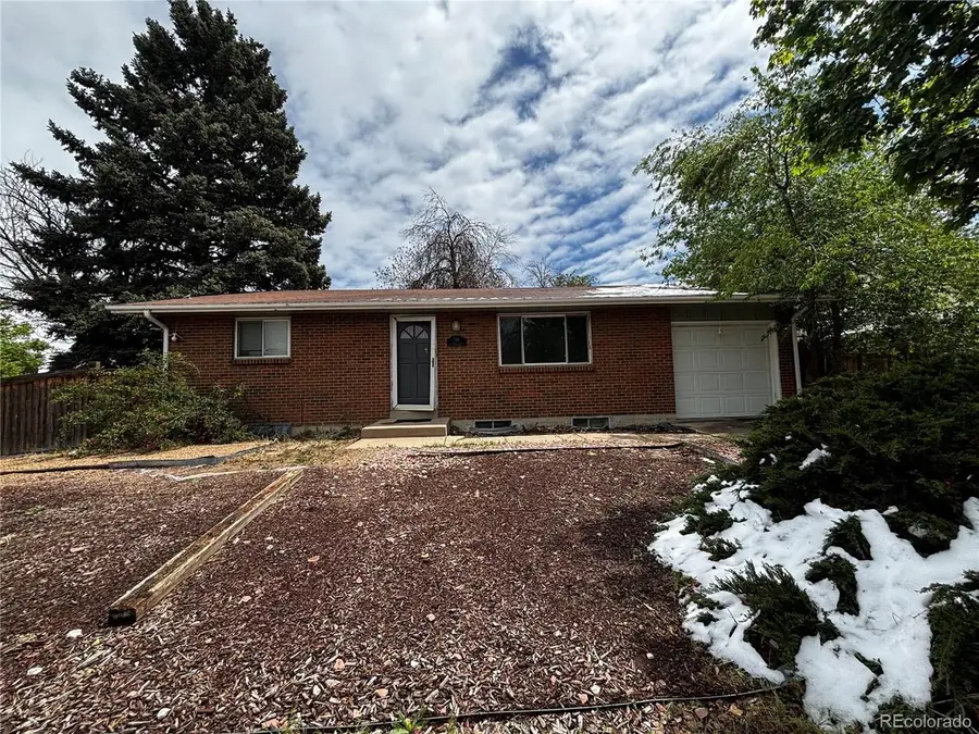 906 S Moline St, Aurora, CO 80012 - #2