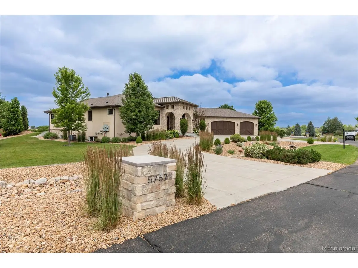 5767 Pelican Shores Dr, Longmont, CO 80504 - #1