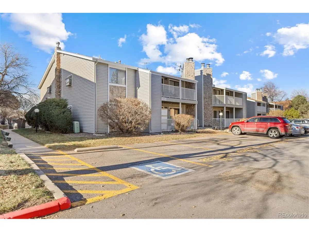 921 S Walden St #5-108, Aurora, CO 80017 - Image #1