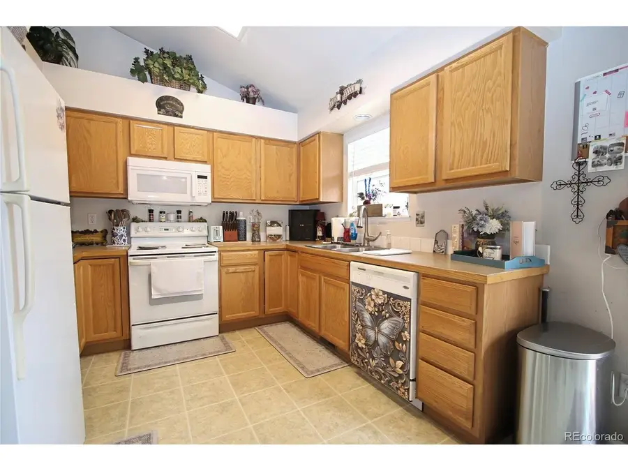 3014 Mariners Landing Dr, Evans, CO 80620 - #3
