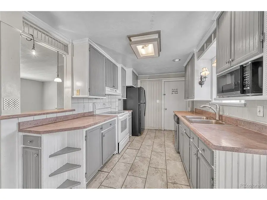 8450 Turnpike Dr, Westminster, CO 80031 - #3