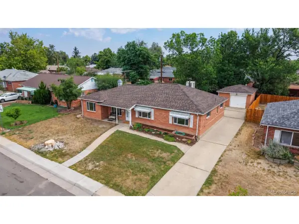 820 Tucson St, Aurora, CO 80011