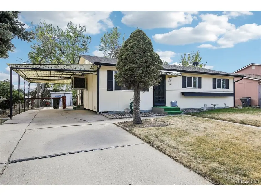 2270 Cleo St, Welby, CO 80229 - #3