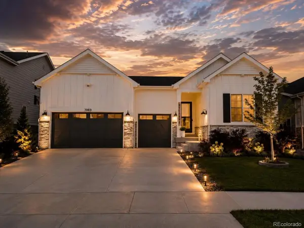 7083 S Vandriver Ct, Aurora, CO 80016