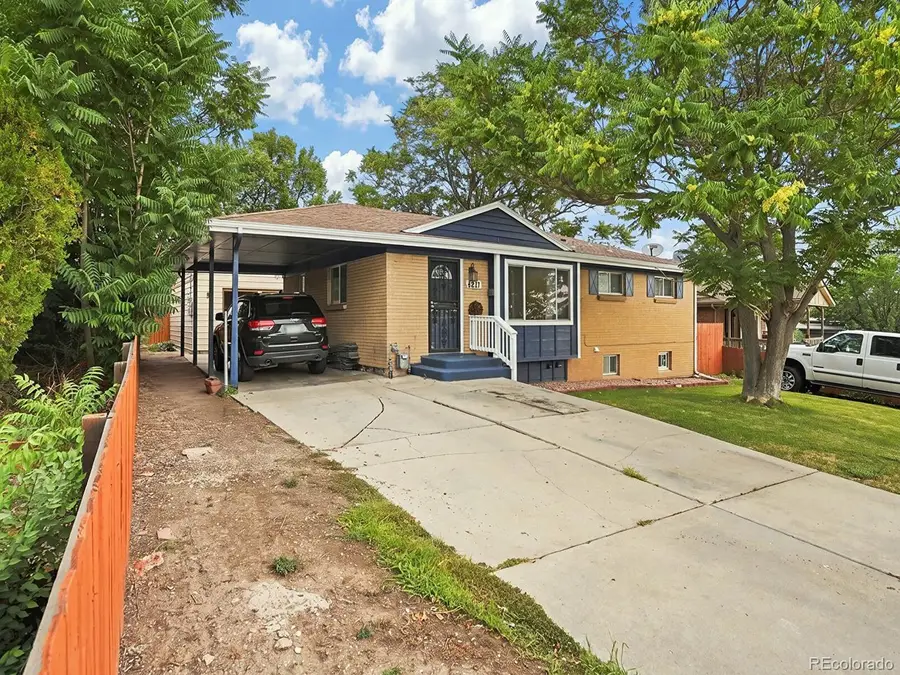 8671 Hopkins Dr, Welby, CO 80229 - #2