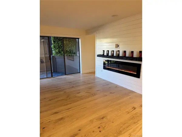 350 Detroit St #209, Denver, CO 80206