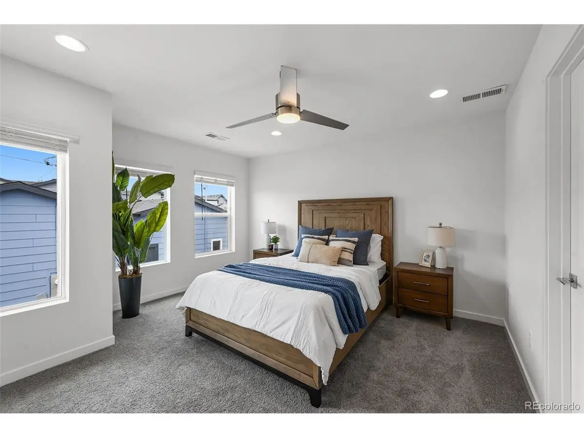 1291 N Akron St, Aurora, CO 80010 - #1