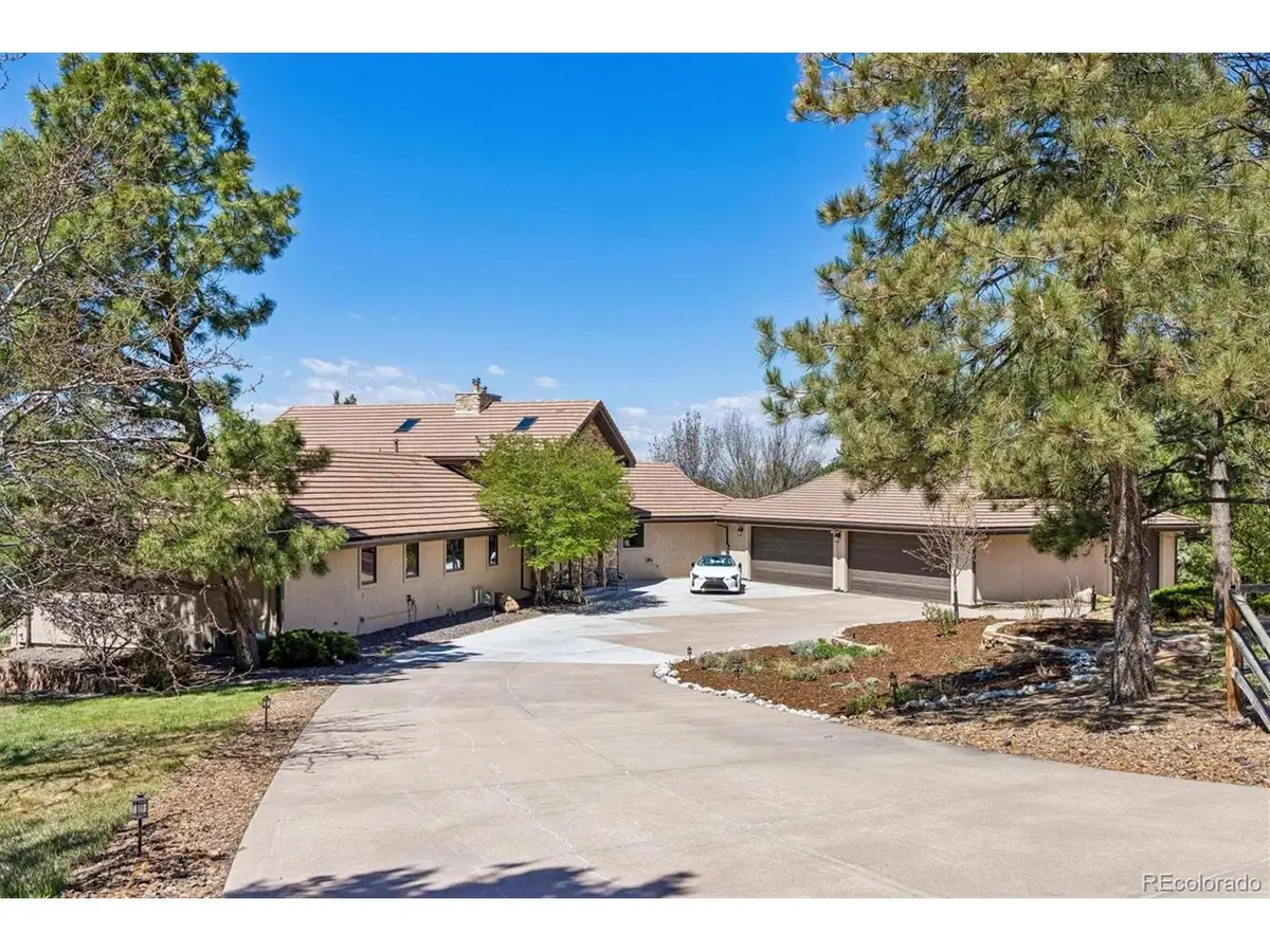 6166 S Netherland Cir, Centennial, CO 80016 - #1