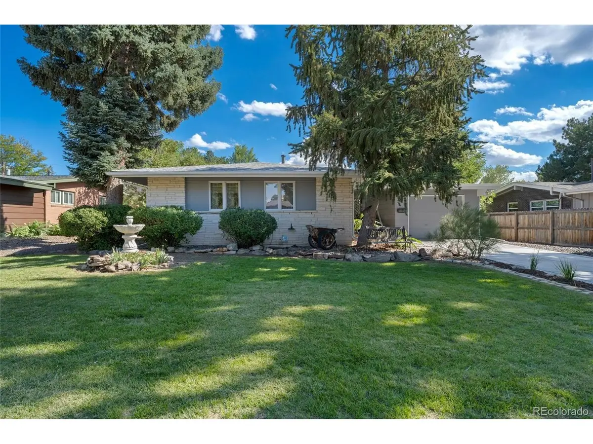 5742 W Chestnut Ave, Littleton, CO 80128 - #1