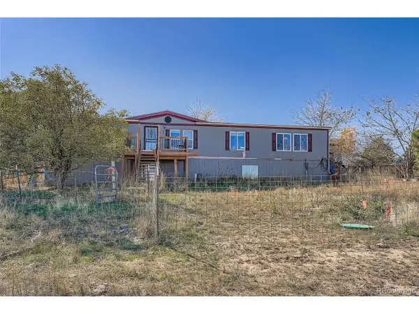1050 S Dutch Valley Rd, Bennett, CO 80102