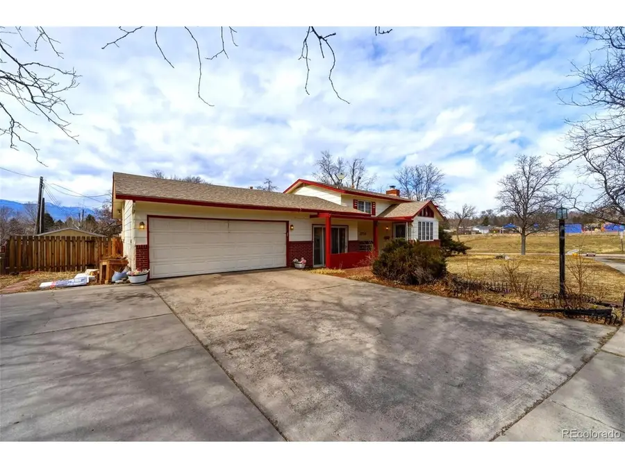 2734 Marcy Ave, Colorado Springs, CO 80910 - #3