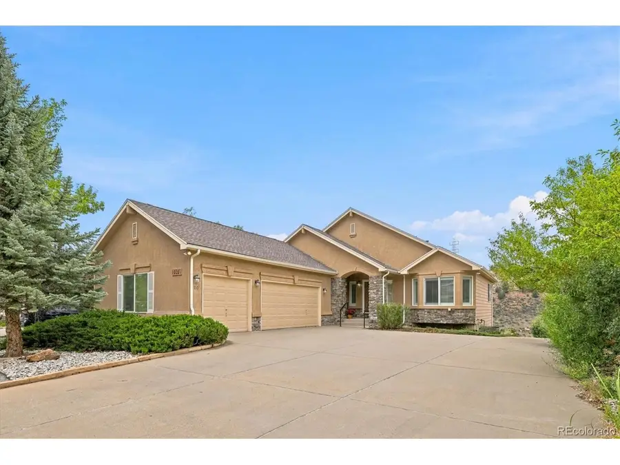 820 Fox Hollow Ln, Golden, CO 80401 - #2