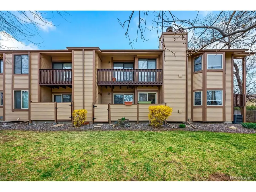 1075 S Garrison St #203, Lakewood, CO 80226 - #3