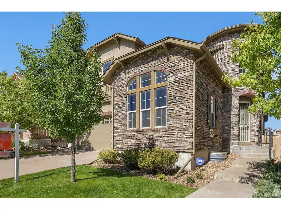 10896 Valleybrook Cir, Highlands Ranch, CO 80130 - Image #2