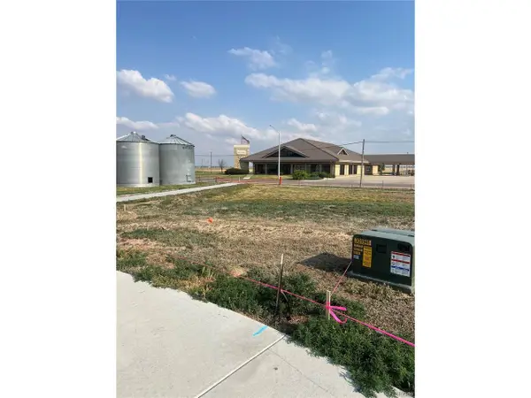 40 Johnson Ct, Keenesburg, CO 80643