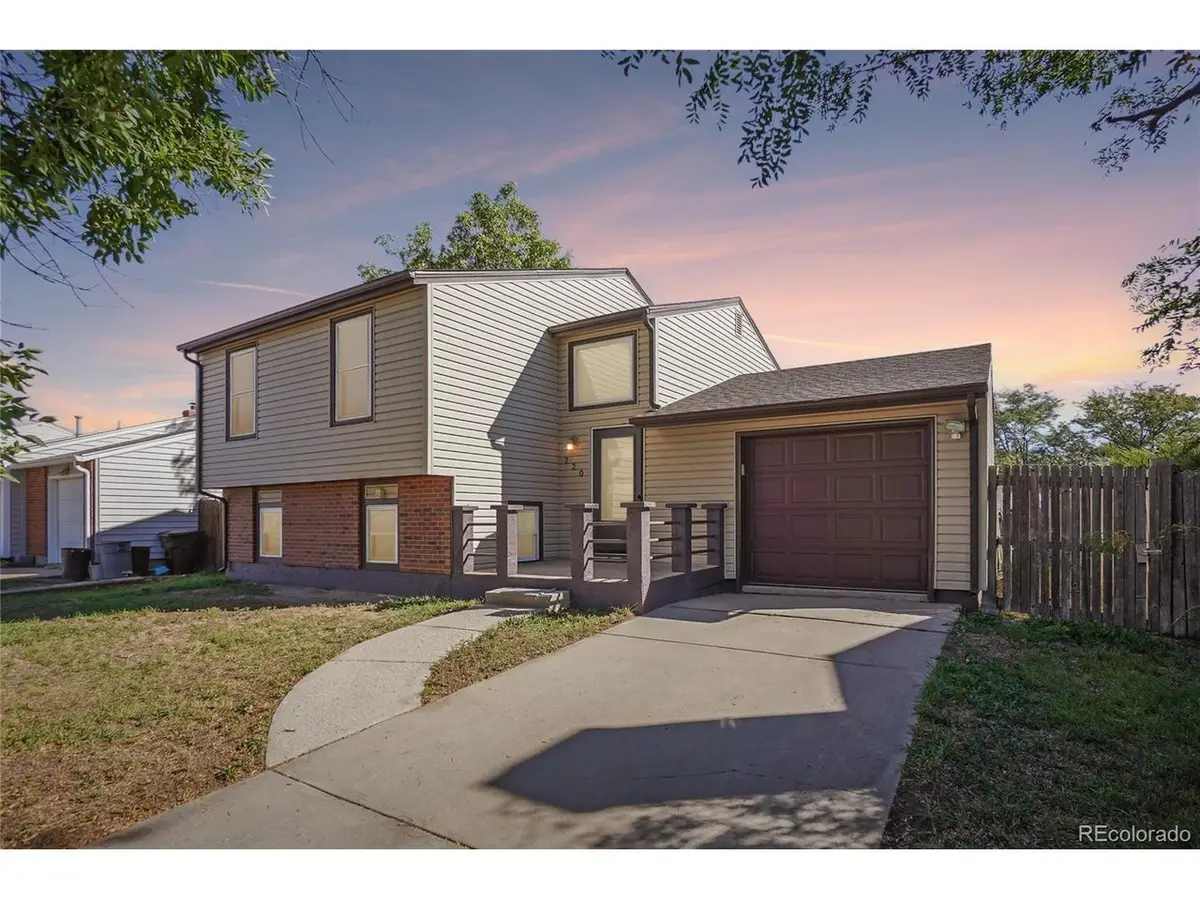 220 Mckinley Dr, Bennett, CO 80102 - #1