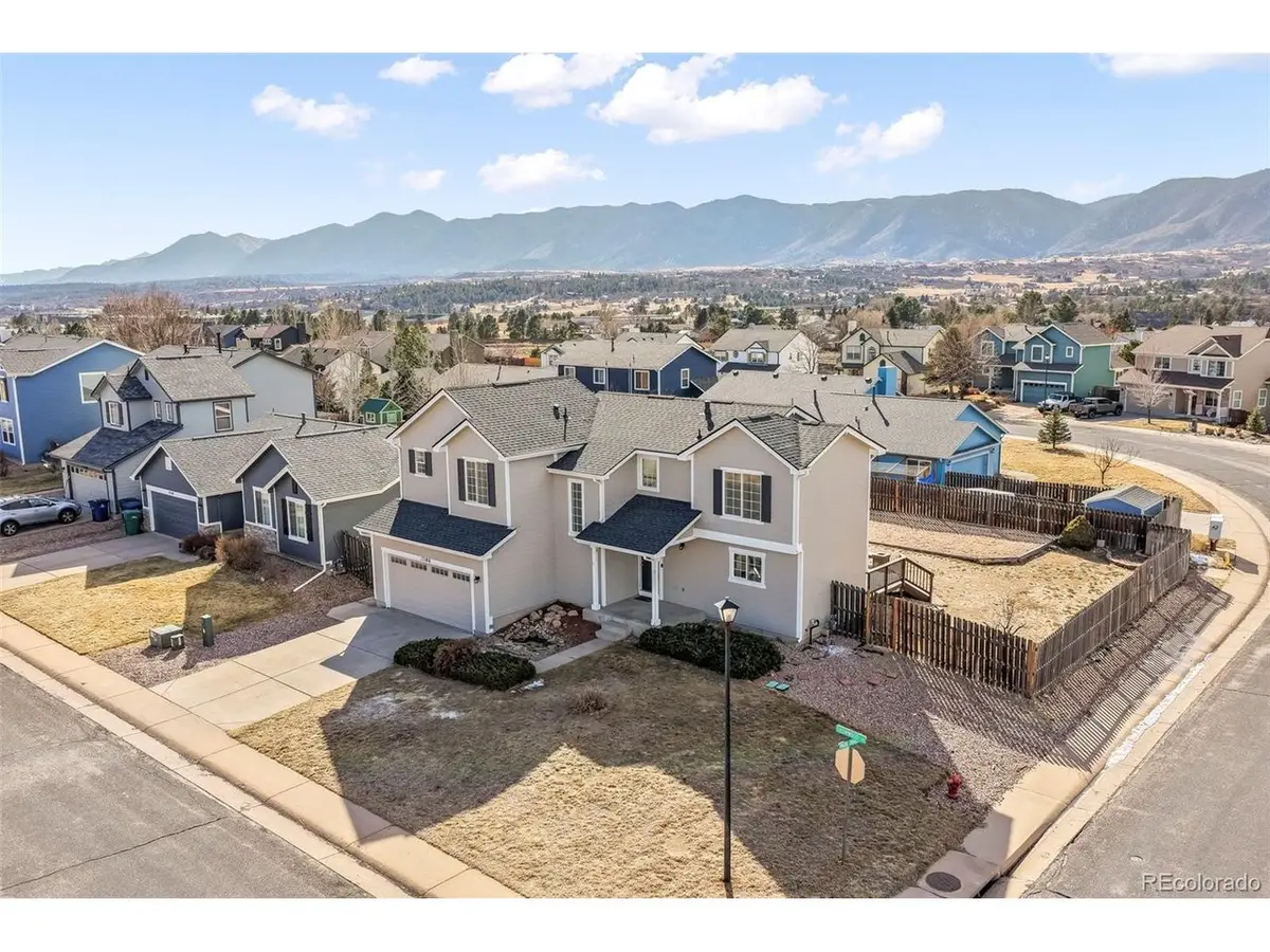 17180 Snowwood Dr, Monument, CO 80132 - #1