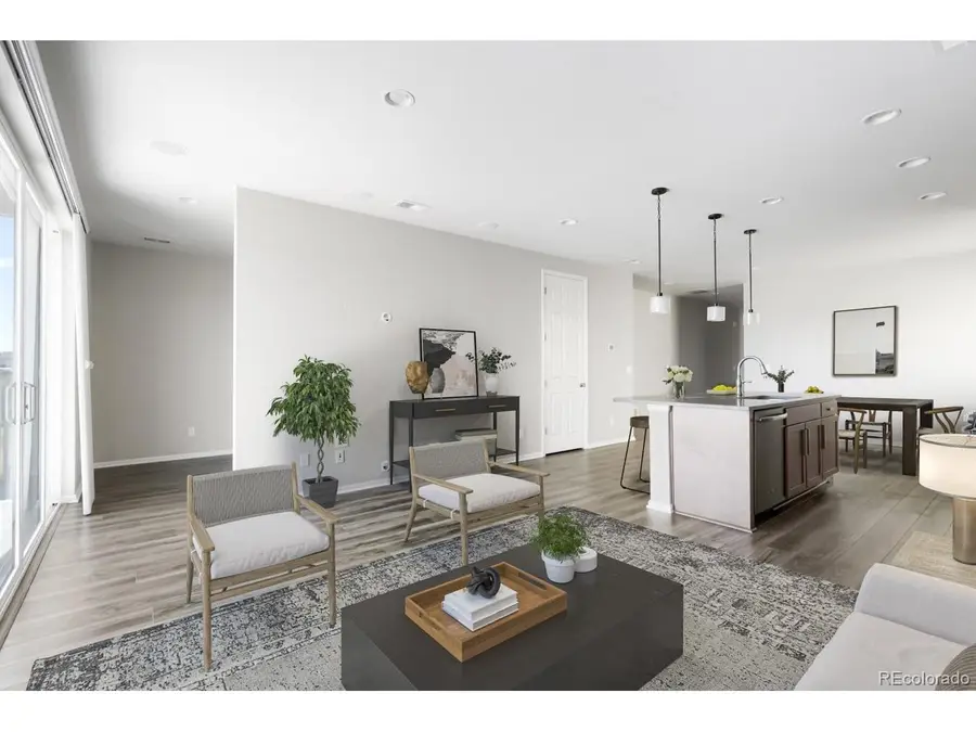 10526 Akron St, Commerce City, CO 80640 - #2