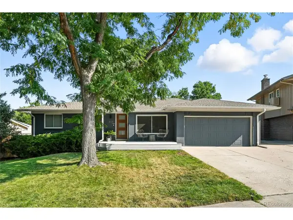 1556 S Xenon Ct, Lakewood, CO 80228