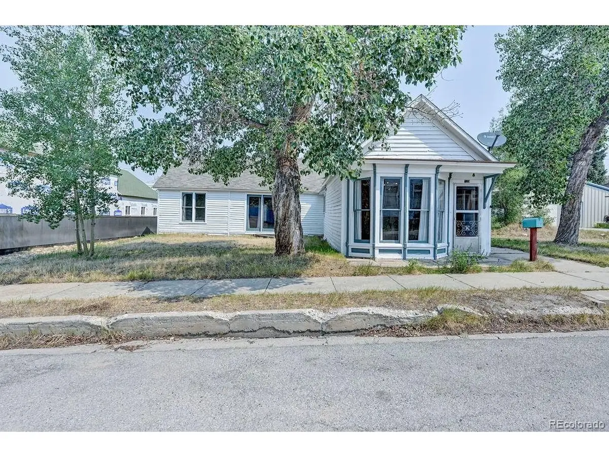 520 Chestnut St, Leadville, CO 80461 - #1