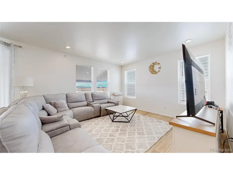 27584 E 6th Dr, Aurora, CO 80018 - Image #3