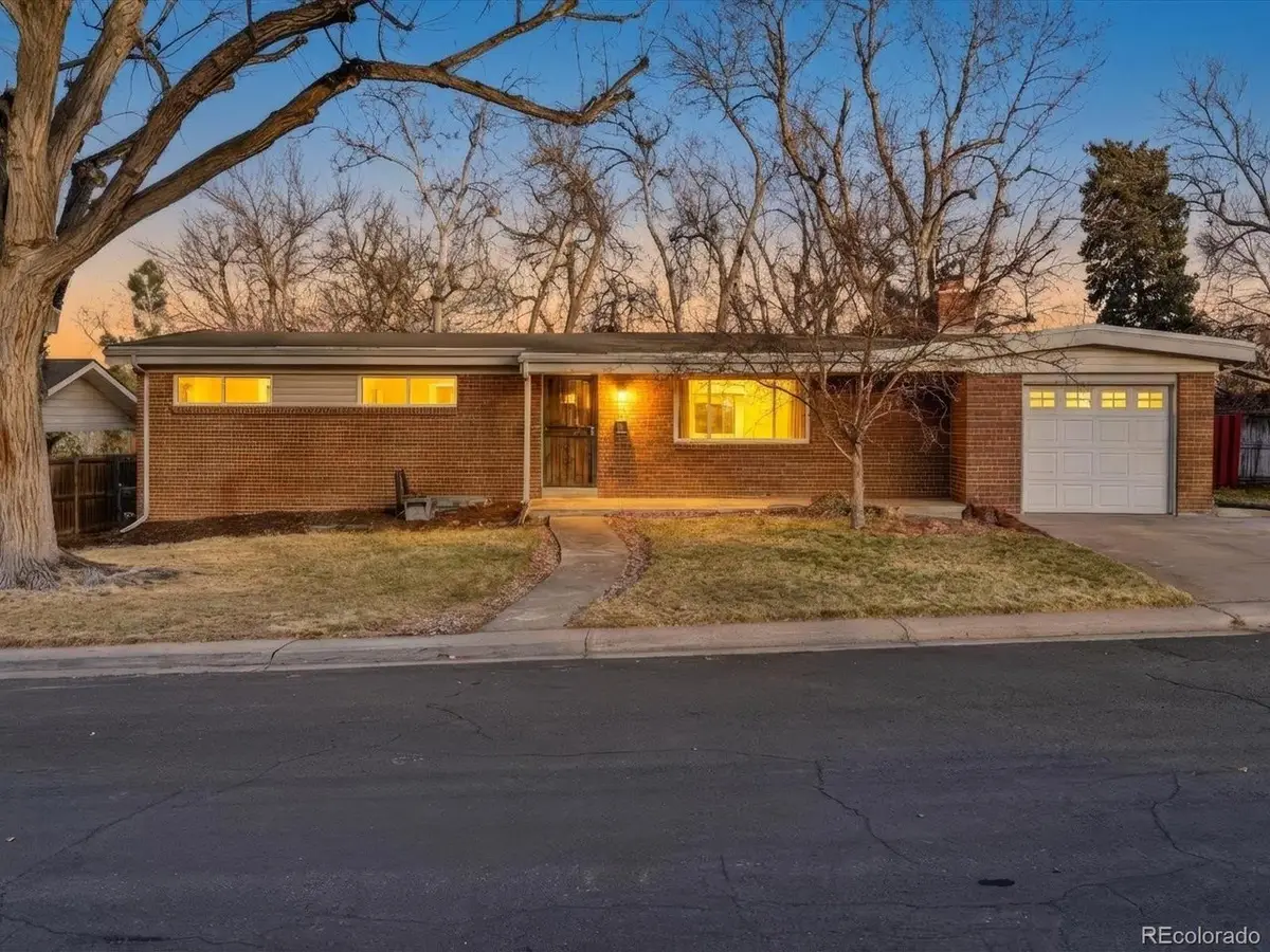 6852 S Greenwood St, Littleton, CO 80120 - Image #1