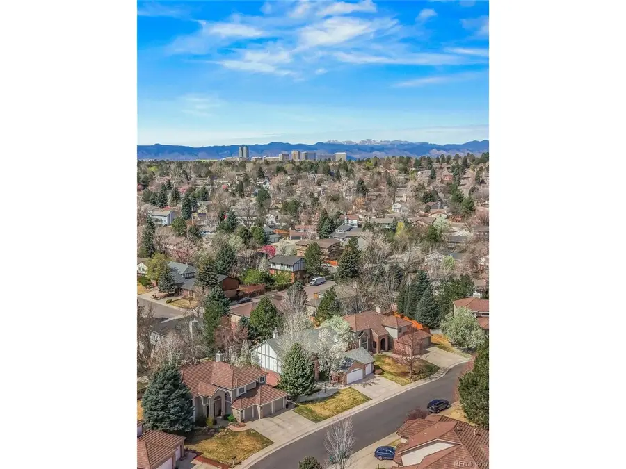 6129 S Moline Way, Englewood, CO 80111 - #3