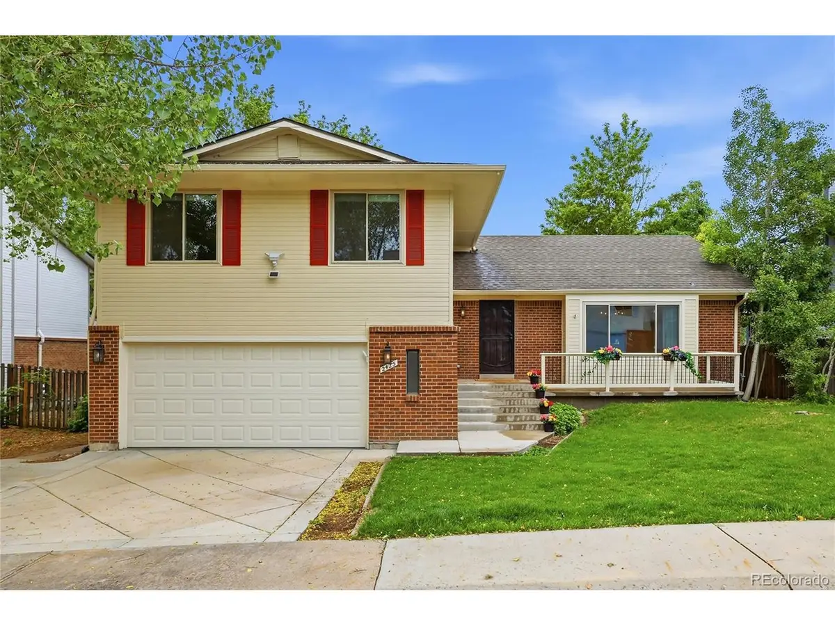 2425 S Ellis St, Lakewood, CO 80228 - #1