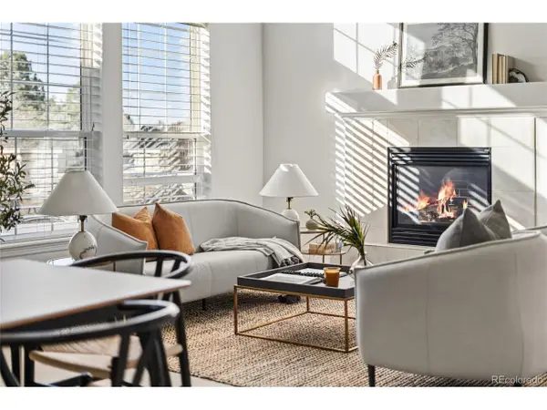 8880 Edinburgh Cir, Highlands Ranch, CO 80129