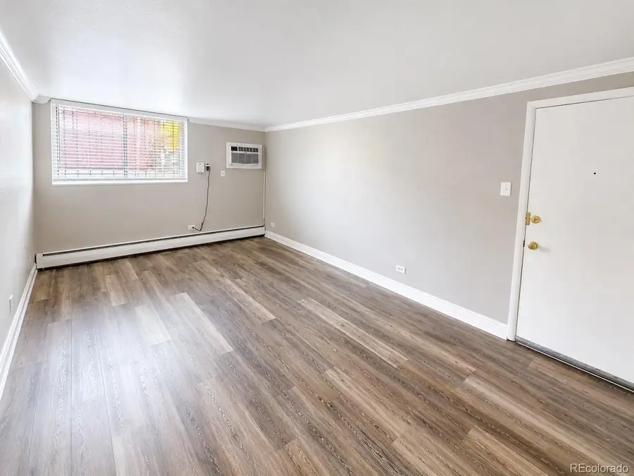 1390 Emerson St #107, Denver, CO 80218 - #2