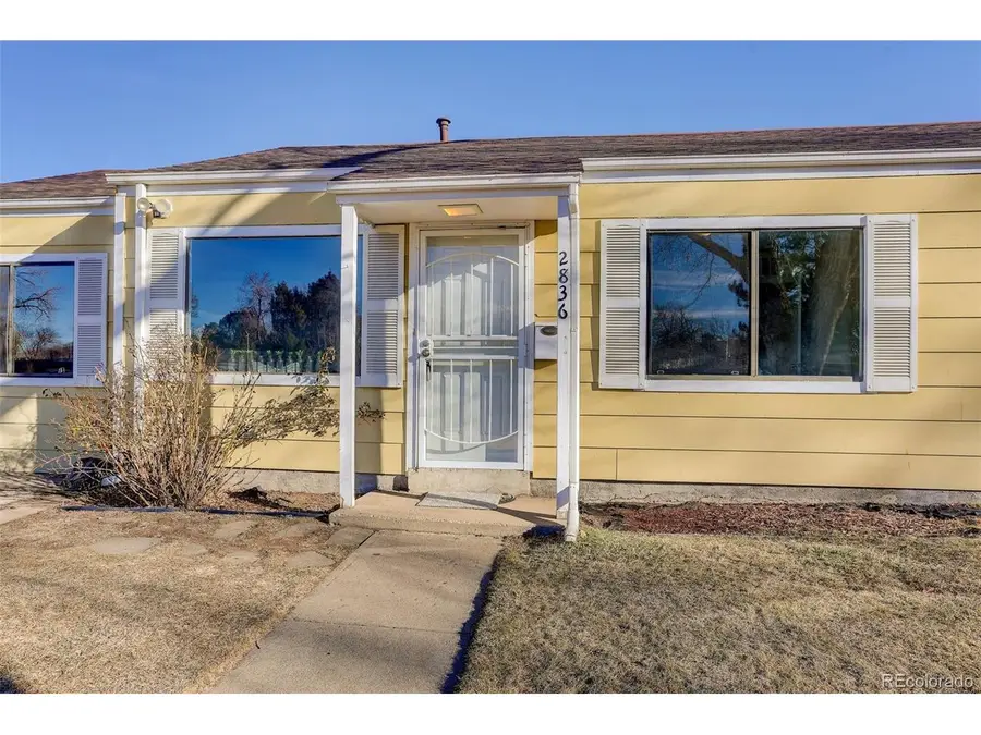 2836 S Grape Way, Denver, CO 80222 - Image #2