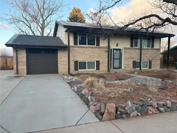 7435 S Dexter St, Centennial, CO 80122