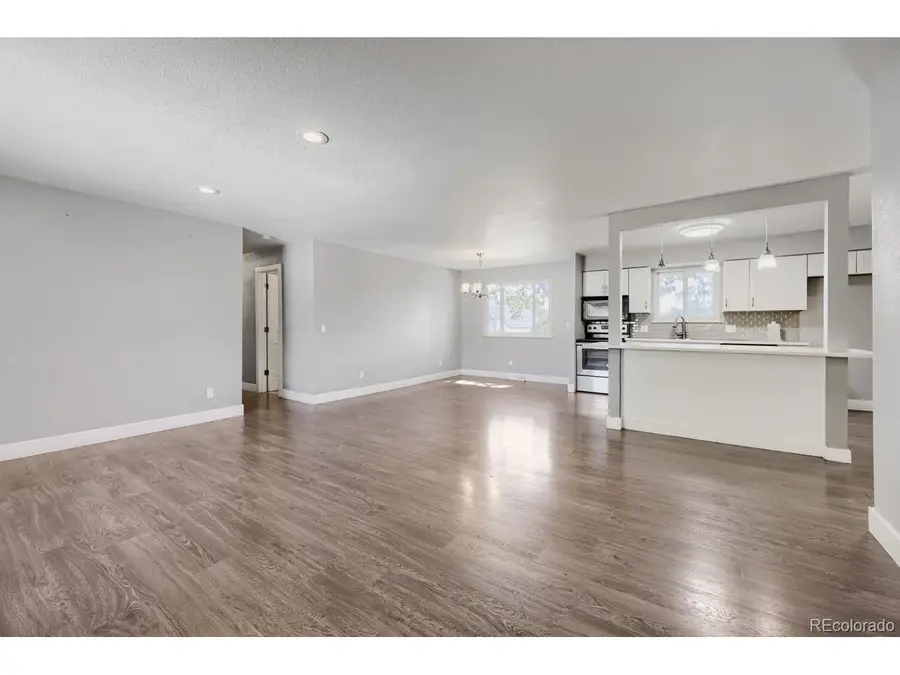 11046 Livingston Dr, Northglenn, CO 80234 - #2