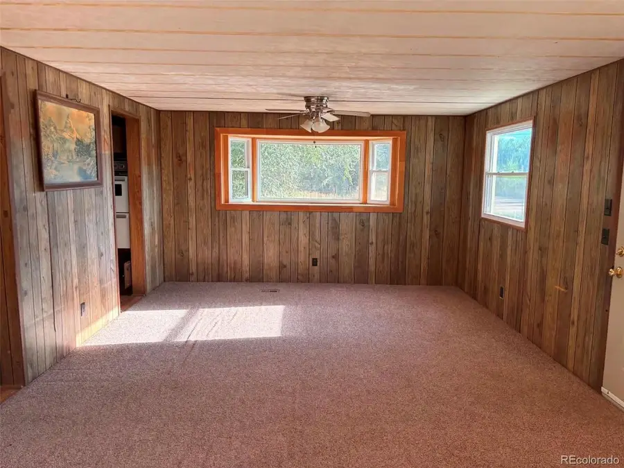 660 M St, Penrose, CO 81240 - #3