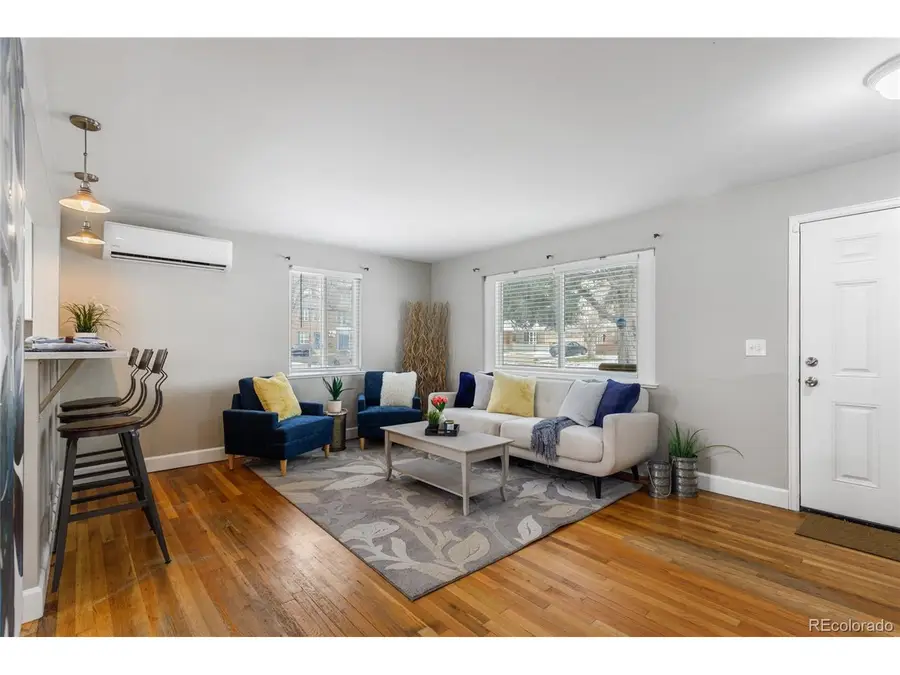 2217 S Cherry St, Denver, CO 80222 - Image #2