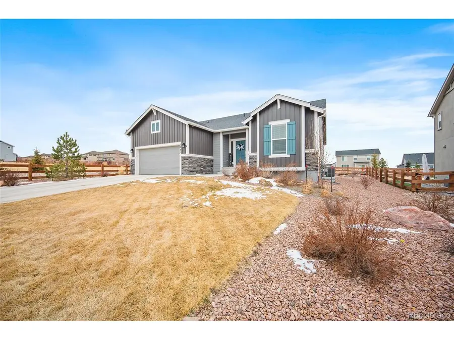 1031 Parkline Ln, Monument, CO 80132 - Image #2