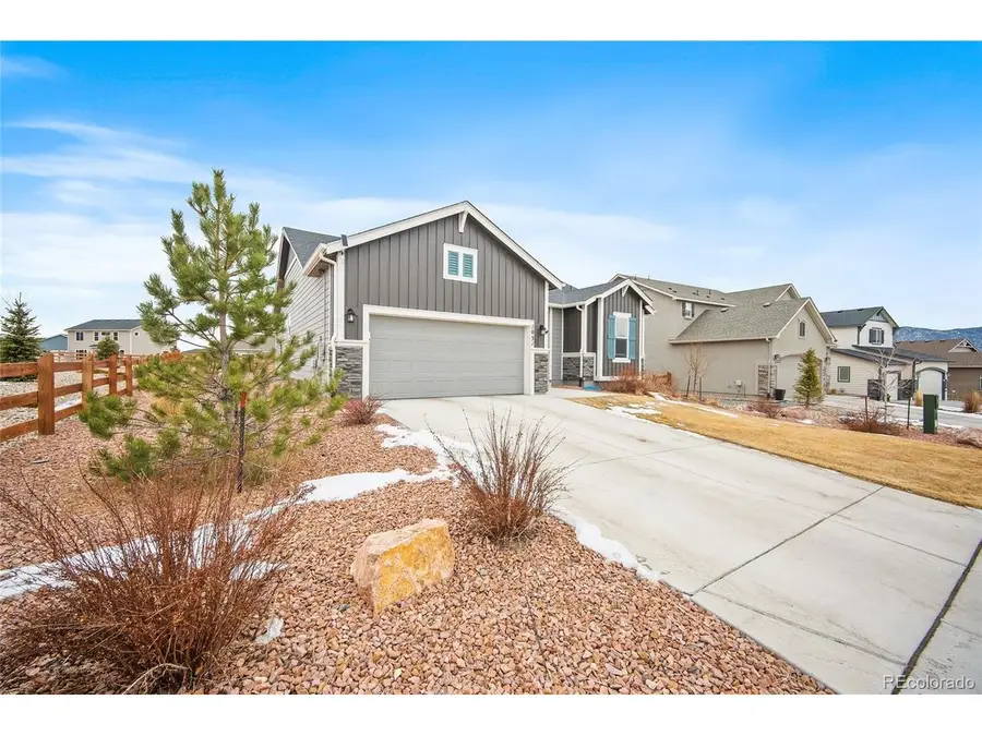 1031 Parkline Ln, Monument, CO 80132 - Image #3