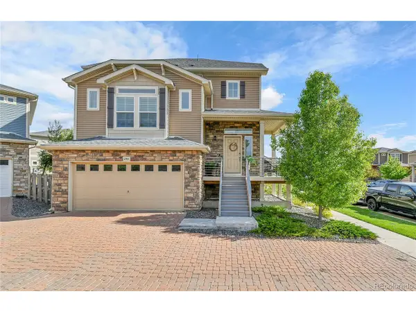 240 S Oak Hill St, Aurora, CO 80018