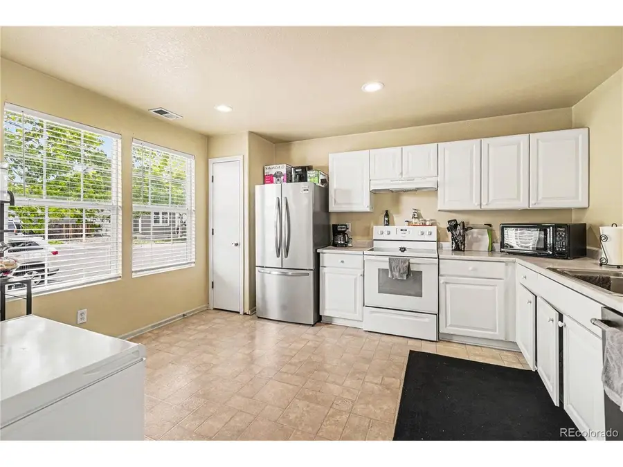 10010 Hudson St, Thornton, CO 80229 - #3