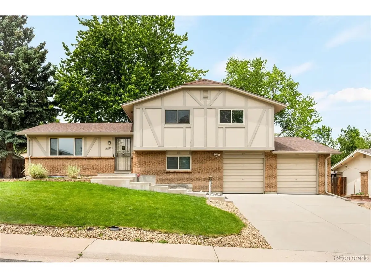 8225 Yarrow St, Arvada, CO 80005 - #1